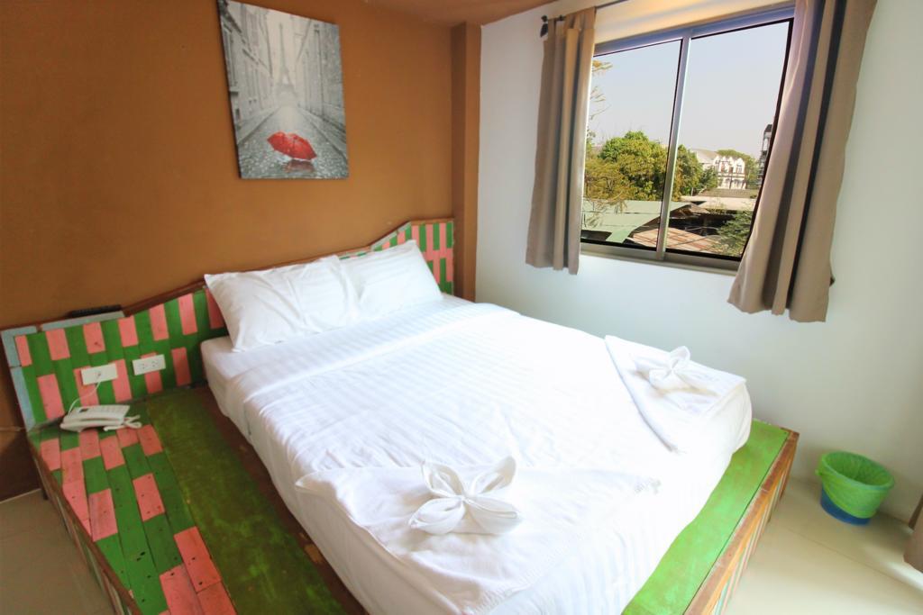 Hotel Nakara Boutique à Chiang Mai Extérieur photo