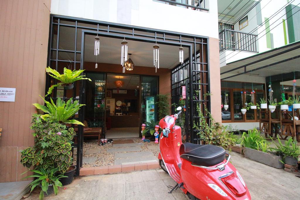 Hotel Nakara Boutique à Chiang Mai Extérieur photo