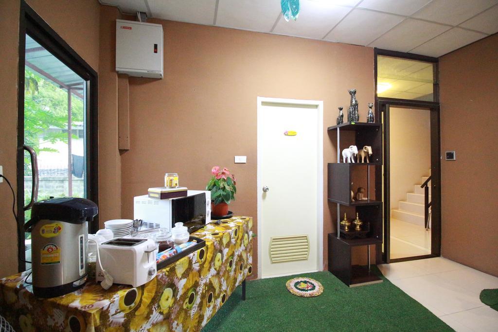 Hotel Nakara Boutique à Chiang Mai Extérieur photo