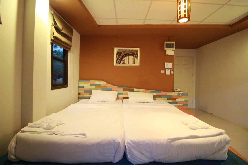 Hotel Nakara Boutique à Chiang Mai Extérieur photo