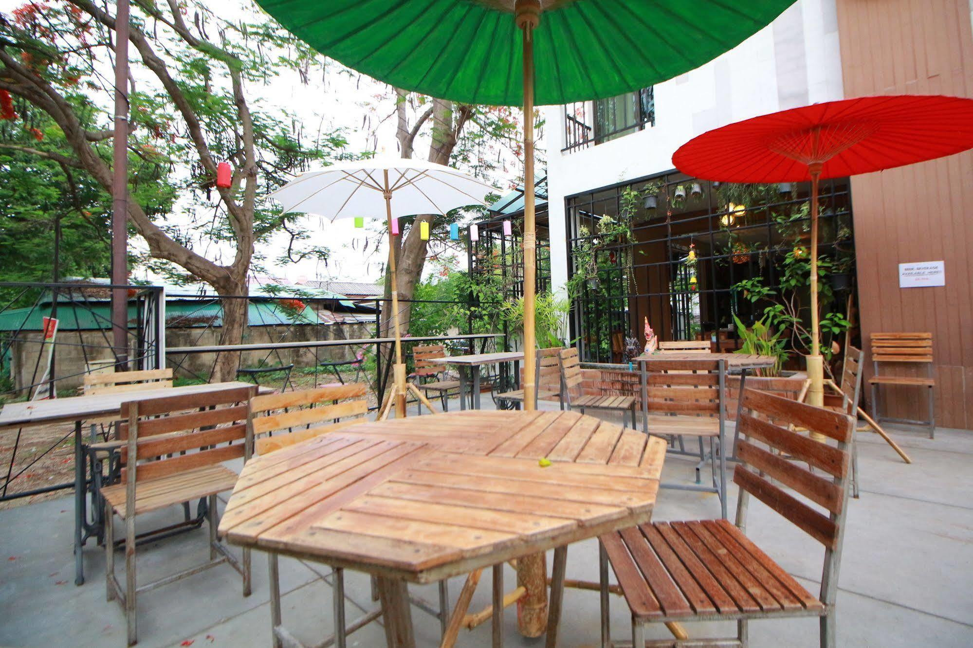 Hotel Nakara Boutique à Chiang Mai Extérieur photo